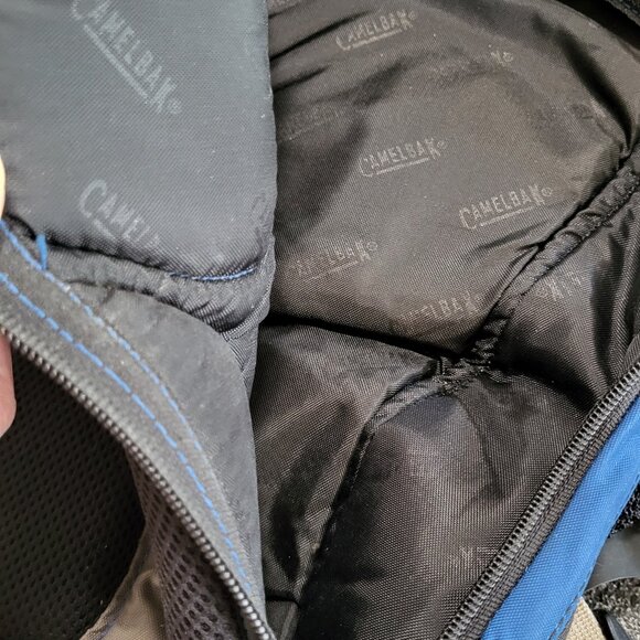 CamelBak Cycling Back Pack D Fit Zipped Compartments No Bladder - Picture 12 of 14